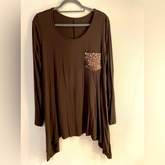 Olive green Long Sleeve Top with Gold Sequin Pocket - Picture 1 of 6